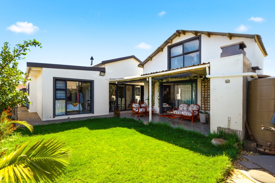 3 Bedroom Property for Sale in Southfork Western Cape